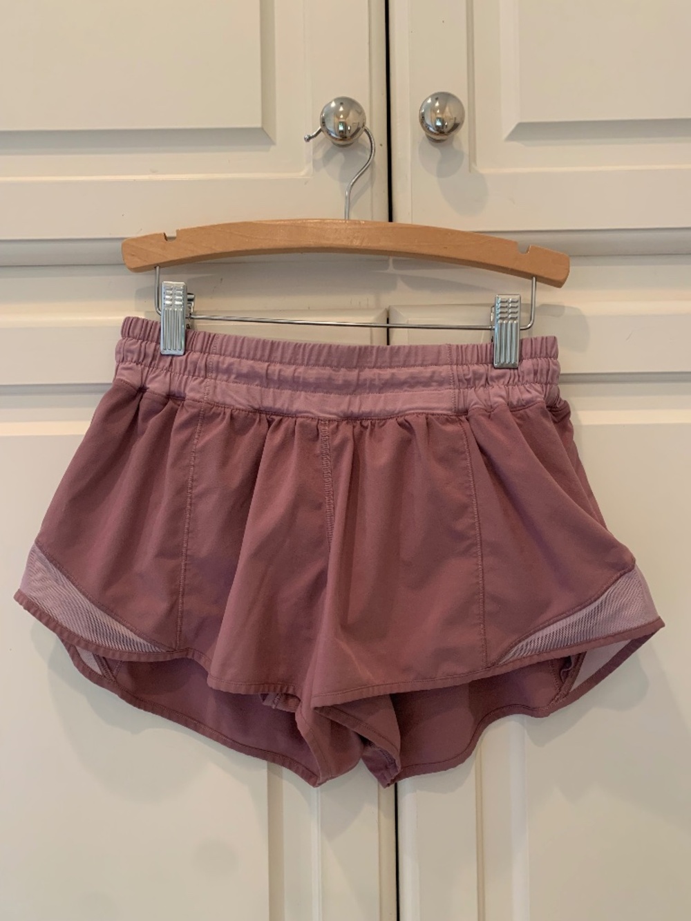 Lululemon Hotty Hot High-Rise Lined Short 2.5"